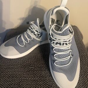 Nike Women's Gray and White Sneakers